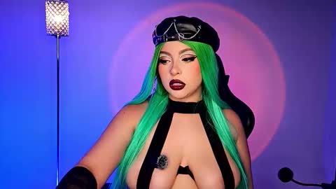 Snapshot of victoriabathory chatting on November 2025 04:13:02 AM Tory online show from November 2025 04:13:02 AM