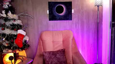 Snapshot of victoriabathory chatting on December 2025 04:43:02 AM Tory online show from December 2025 04:43:02 AM