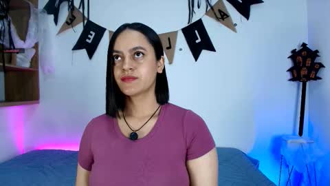 Victoria online show from October 2025 11:09:02 AM