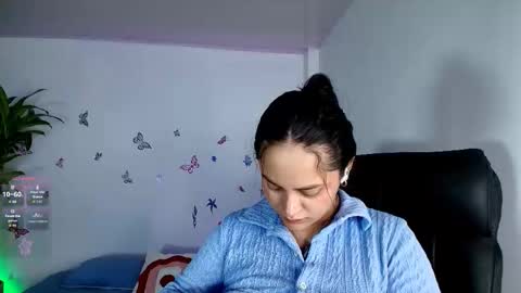 Snapshot of victoriablack_ chatting on March 2026 09:06:02 AM Victoria online show from March 2026 09:06:02 AM