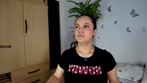 Snapshot of victoriablack_ chatting on April 2026 07:31:02 PM Victoria online show from April 2026 07:31:02 PM