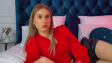 Victoria online show from November 2025 07:19:01 AM