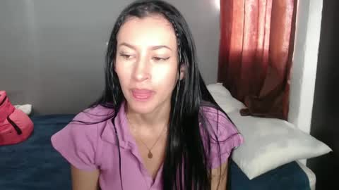 Snapshot of victorialeens chatting on December 2024 02:10:02 PM VICTORIA online show from December 2024 02:10:02 PM