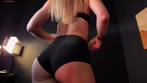 Victoria online show from January 2025 09:30:02 AM