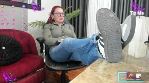 Snapshot of victoriapaker chatting on June 2026 11:56:02 AM victoriapaker online show from June 2026 11:56:02 AM