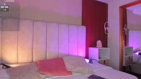 Snapshot of victoriaregia1 chatting on December 2025 11:30:02 AM Maria Victoria online show from December 2025 11:30:02 AM