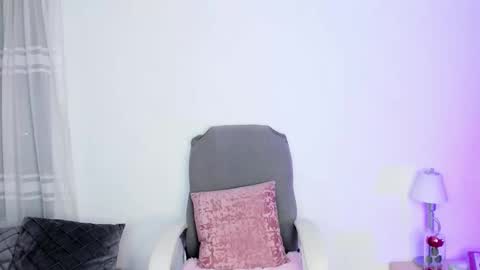 Victoria but you can tell me Vicky Vic or just Tory online show from September 2025 01:00:01 AM