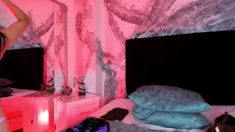 victoriasanz_ online show from December 2025 06:09:02 AM