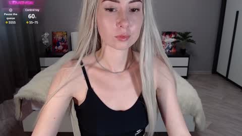 VictoriaTiger online show from December 2024 11:52:02 AM