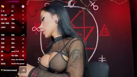 Victoria Vampire online show from November 2025 06:40:01 PM