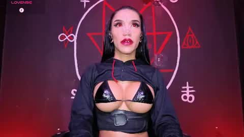 Victoria Vampire online show from August 2026 09:25:02 AM