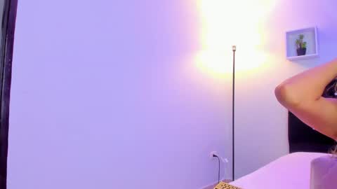 Snapshot of victoriia_rose_ chatting on April 2026 03:19:02 PM victoriia_rose_ online show from April 2026 03:19:02 PM