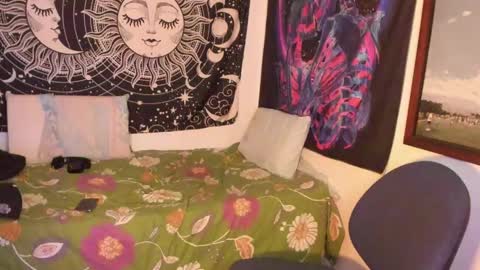 Snapshot of victorino_jhonson chatting on December 2024 12:12:02 PM Victorino Jhonson online show from December 2024 12:12:02 PM