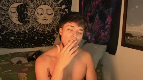 Snapshot of victorino_jhonson chatting on January 2025 08:35:01 PM Victorino Jhonson online show from January 2025 08:35:01 PM