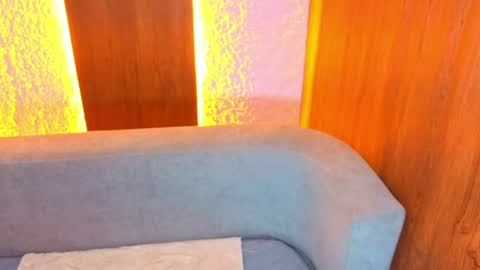 Live 1000pm 600am COLOMBIAN HOUR online show from July 2026 03:30:02 AM