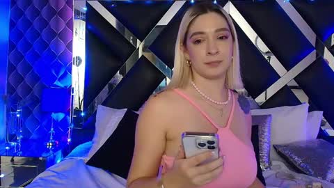 victtoria lee online show from May 2026 11:12:03 PM