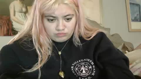 viennavisabelle online show from August 2026 06:15:01 AM