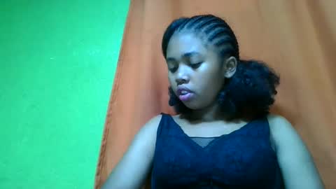 vierge28430 online show from May 2026 07:05:01 AM