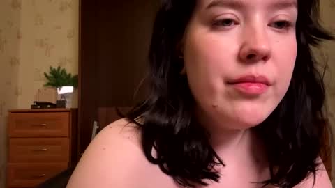 Snapshot of viesicaa chatting on October 2025 06:04:01 PM viesicaa online show from October 2025 06:04:01 PM