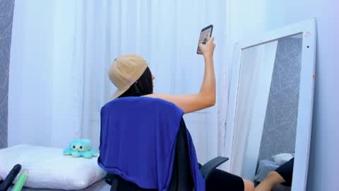 viictoriiasaenz online show from April 2026 04:43:02 AM