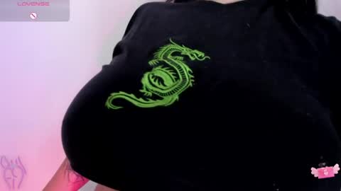 Snapshot of viioleett_cum chatting on April 2026 03:24:01 PM viioleett_cum online show from April 2026 03:24:01 PM