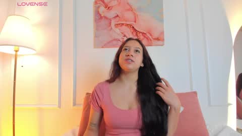 Snapshot of viiolet_moon chatting on April 2026 11:21:02 AM VIOLET MOON online show from April 2026 11:21:02 AM