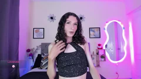 Snapshot of viioleta_cam chatting on October 2025 02:09:01 AM Violet online show from October 2025 02:09:01 AM