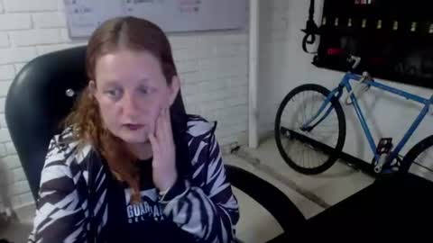 Violeta online show from December 2024 10:19:01 PM