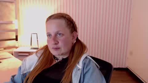 Violeta online show from January 2025 09:04:02 PM