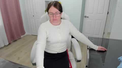 Snapshot of vika7333 chatting on February 2025 04:57:01 PM Ukrainian-woman online show from February 2025 04:57:01 PM