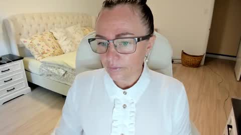 Snapshot of vika7333 chatting on September 2025 12:49:02 PM Ukrainian-woman online show from September 2025 12:49:02 PM