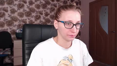 Snapshot of vikaericka chatting on January 2025 09:13:02 AM Vika online show from January 2025 09:13:02 AM