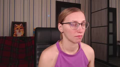 Vika online show from December 2025 11:23:01 PM