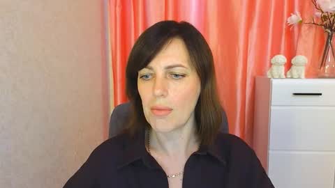 Vika online show from November 2025 12:49:02 PM