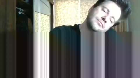 Snapshot of vikbika2 chatting on January 2025 02:28:01 PM  Tom reunz online show from January 2025 02:28:01 PM