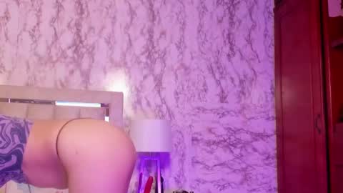 vikiicute online show from February 2025 10:27:02 AM