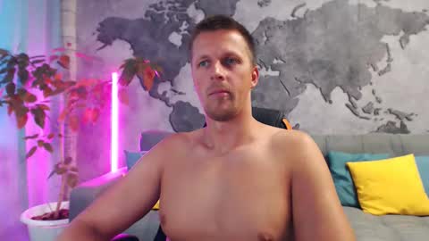 vikingchrisss online show from October 2025 10:13:01 AM