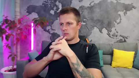 vikingchrisss online show from October 2025 10:27:02 AM