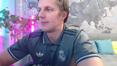 vikingchrisss online show from January 2026 10:17:02 AM