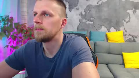 vikingchrisss online show from May 2026 08:42:01 AM