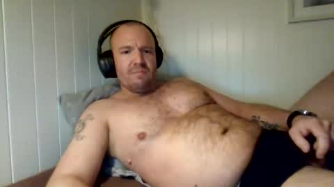 Snapshot of vikingsub30 chatting on February 2026 04:20:01 AM vikingsub30 online show from February 2026 04:20:01 AM