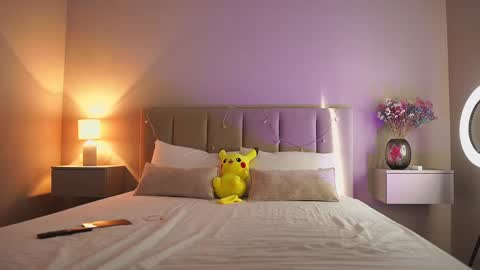 VIKKI online show from March 2025 12:53:02 PM