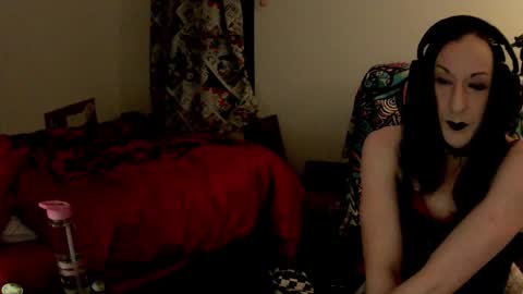 vikskikat online show from December 2024 10:14:02 PM