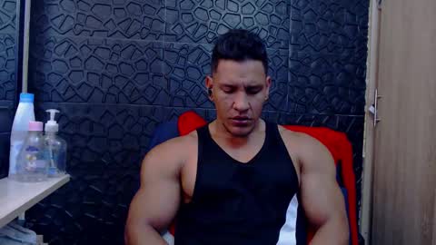 Viktor Herrera online show from February 2026 03:15:02 PM