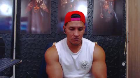 Viktor Herrera online show from April 2026 06:23:01 PM