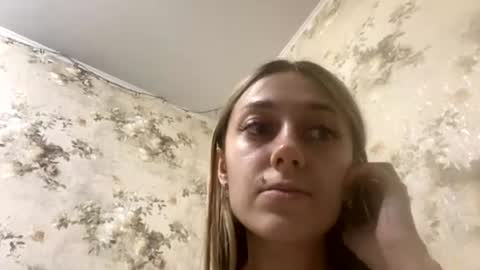Snapshot of viktoria9898 chatting on July 2026 10:23:01 PM Sweett online show from July 2026 10:23:01 PM