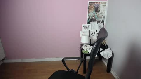 Snapshot of viktoria_lovely chatting on December 2024 06:14:01 AM viktoria_lovely online show from December 2024 06:14:01 AM