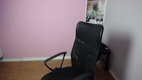 Snapshot of viktoria_lovely chatting on September 2025 06:24:01 AM viktoria_lovely online show from September 2025 06:24:01 AM