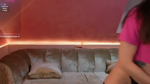 Snapshot of viktoria_storm chatting on December 2024 10:30:01 PM Alisa online show from December 2024 10:30:01 PM