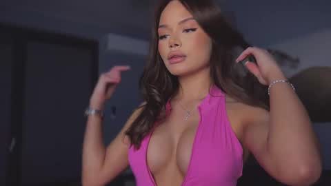 Snapshot of viktoria_www chatting on February 2026 06:57:01 PM Viktoria www online show from February 2026 06:57:01 PM